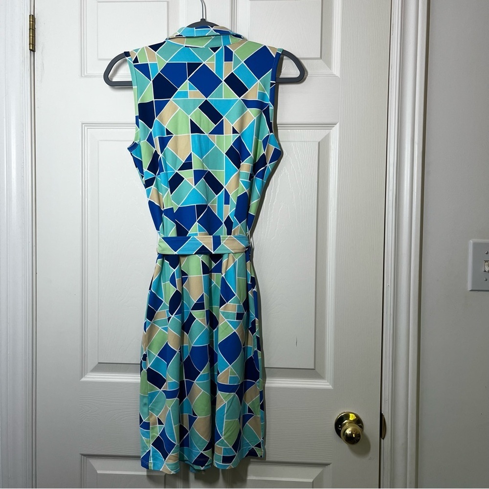 J MCLAUGHLIN Geometric Blue and Green Sleeveless Collar Belted Dress Size Small - Picture 2 of 8